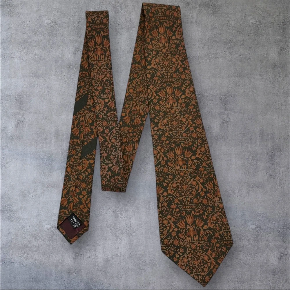 Salvatore Ferragamo Silk Necktie‎ Italy Brown Black Floral Wide 3.75